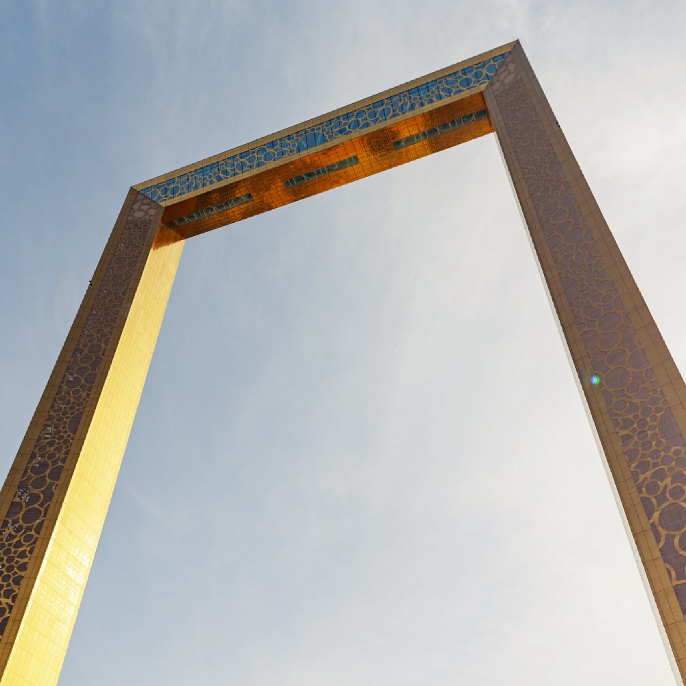 visit to dubai frame homepage 1